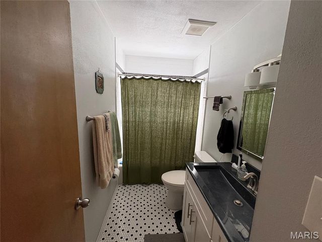 7274 Dartmouth Avenue, St Louis, MO 63130