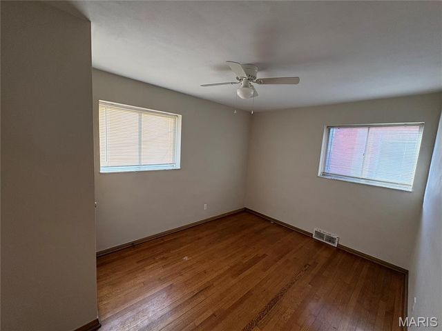 7274 Dartmouth Avenue, St Louis, MO 63130