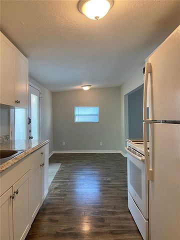 8105 N 12TH STREET, Tampa, FL 33604