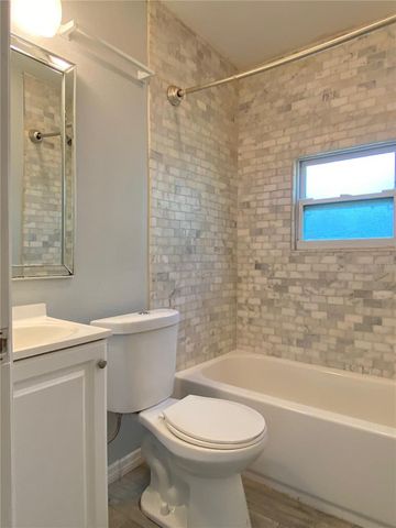 8105 N 12TH STREET, Tampa, FL 33604