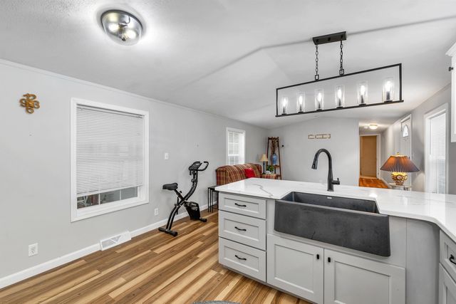 20 East Marina Road, Gilford, NH 03249