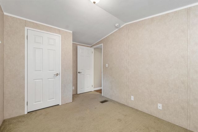 20 East Marina Road, Gilford, NH 03249