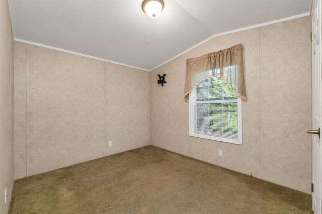 20 East Marina Road, Gilford, NH 03249