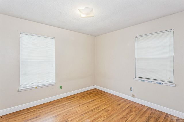7721 Pontiac Dr, Pensacola, FL 32506