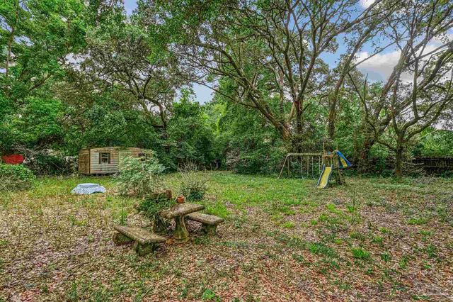 7721 Pontiac Dr, Pensacola, FL 32506