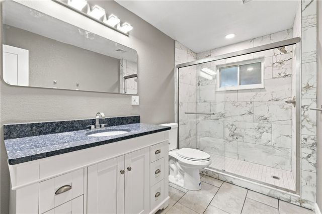 5050 Leedale Drive, Jefferson Twp, OH 45417