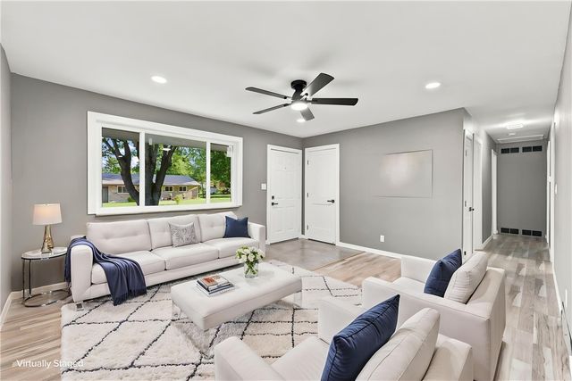 5050 Leedale Drive, Jefferson Twp, OH 45417