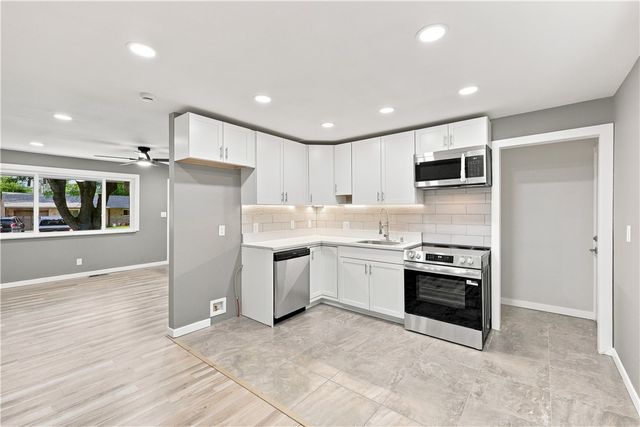5050 Leedale Drive, Jefferson Twp, OH 45417