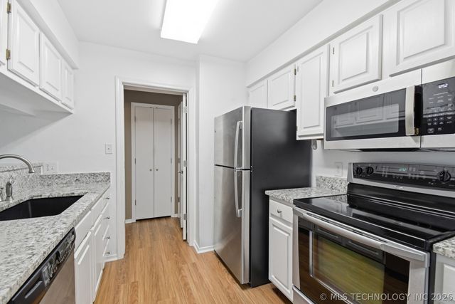 9309 S Urbana Street 16F, Tulsa, OK 74137