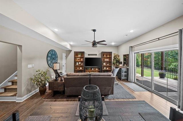 383 Island Green Lane, Inman, SC 29349