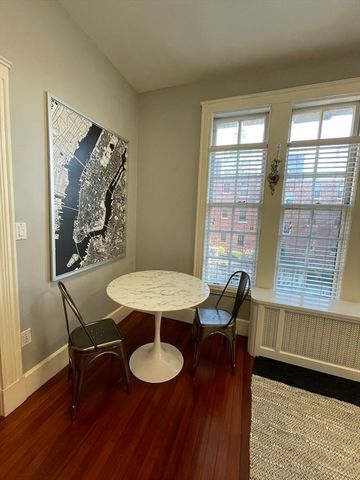 1514 Beacon St 27, Brookline, MA 02446