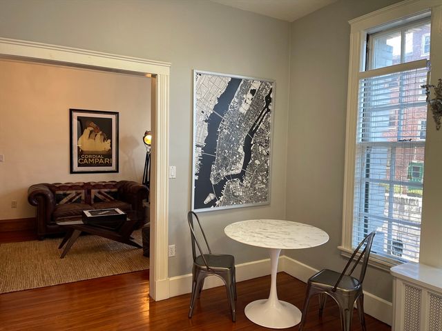 1514 Beacon St 27, Brookline, MA 02446