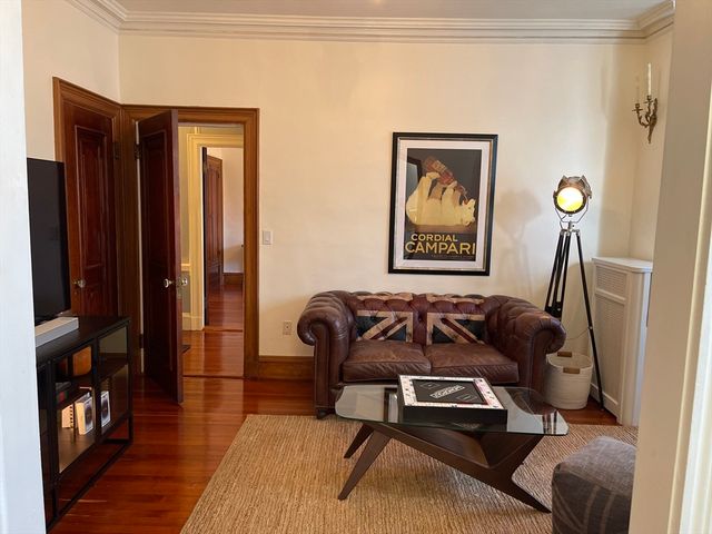 1514 Beacon St 27, Brookline, MA 02446