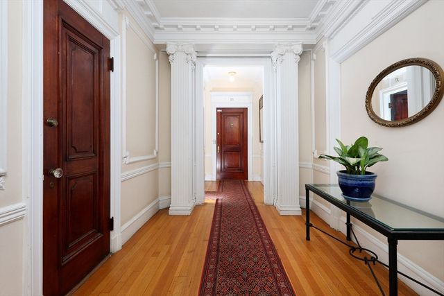 1514 Beacon St 27, Brookline, MA 02446