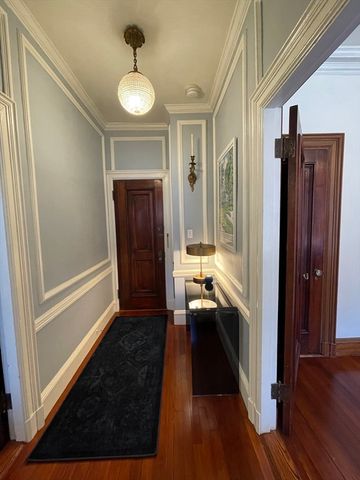 1514 Beacon St 27, Brookline, MA 02446