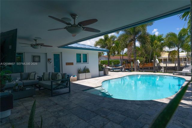 2711 NE 57th Ct, Fort Lauderdale, FL 33308
