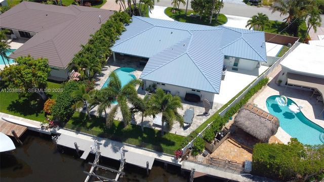 2711 NE 57th Ct, Fort Lauderdale, FL 33308