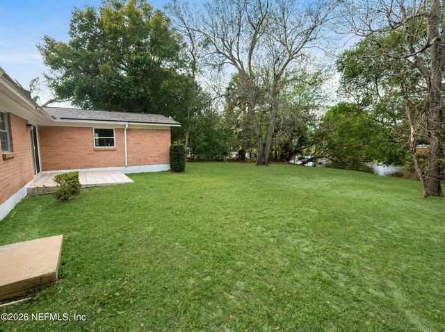 2153 COURTNEY Drive, Jacksonville, FL 32208