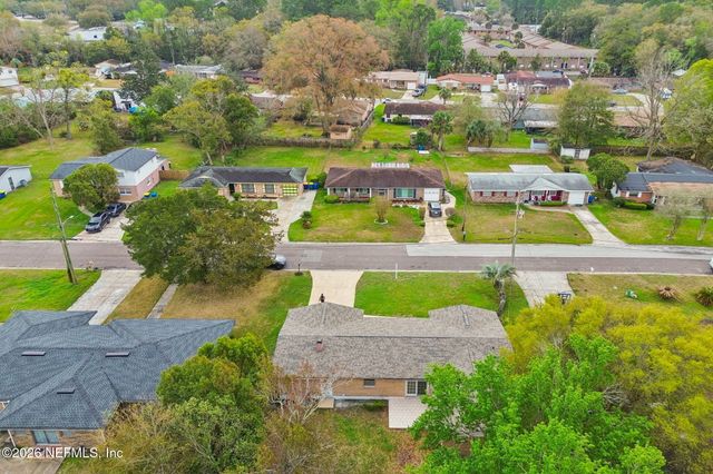 2153 COURTNEY Drive, Jacksonville, FL 32208