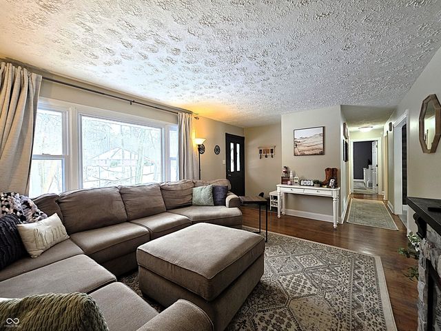 256 E County Road 200 S, Danville, IN 46122