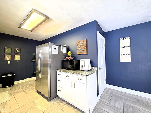 256 E County Road 200 S, Danville, IN 46122