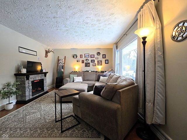 256 E County Road 200 S, Danville, IN 46122