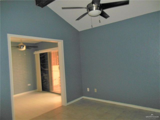 901 E Dallas Avenue 16, Mcallen, TX 78501