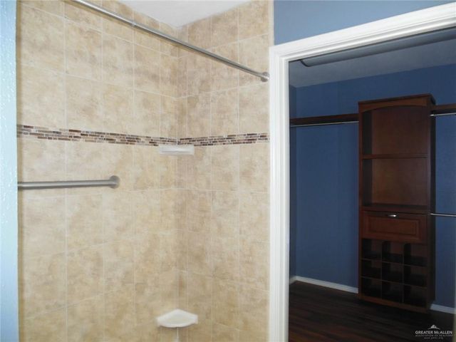 901 E Dallas Avenue 16, Mcallen, TX 78501