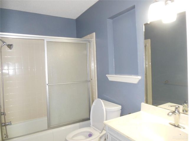 901 E Dallas Avenue 16, Mcallen, TX 78501