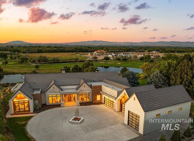3266 W Salix Dr, Meridian, ID 83646