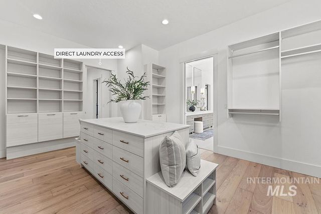 3266 W Salix Dr, Meridian, ID 83646
