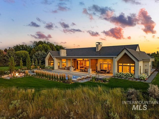 3266 W Salix Dr, Meridian, ID 83646