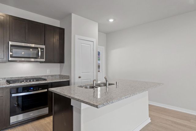 12203 Ridge Top Drive, Conroe, TX 77304