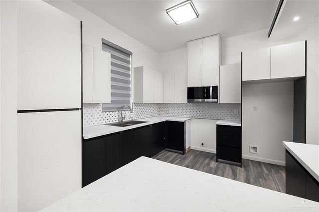 5017 Sequoia Avenue, Mcallen, TX 78501