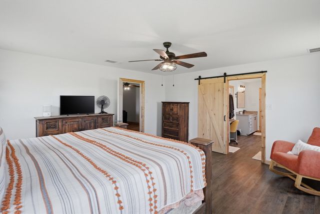 1051 Pigg Road, Waxahachie, TX 75165