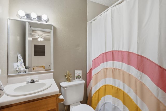 1051 Pigg Road, Waxahachie, TX 75165