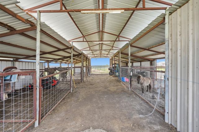 1051 Pigg Road, Waxahachie, TX 75165