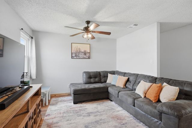 1051 Pigg Road, Waxahachie, TX 75165