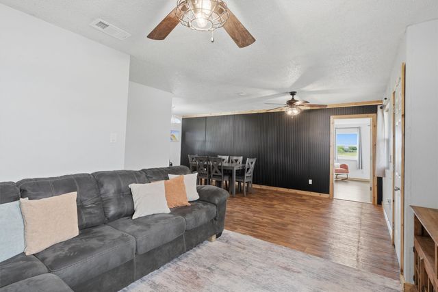 1051 Pigg Road, Waxahachie, TX 75165