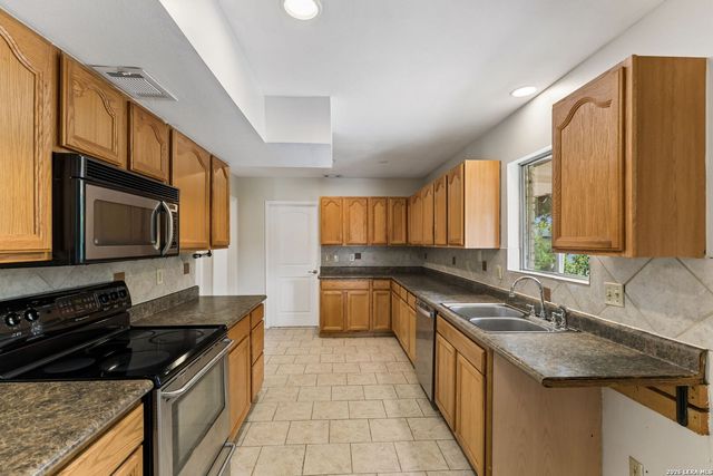 720 INDIGO ST, San Antonio, TX 78216