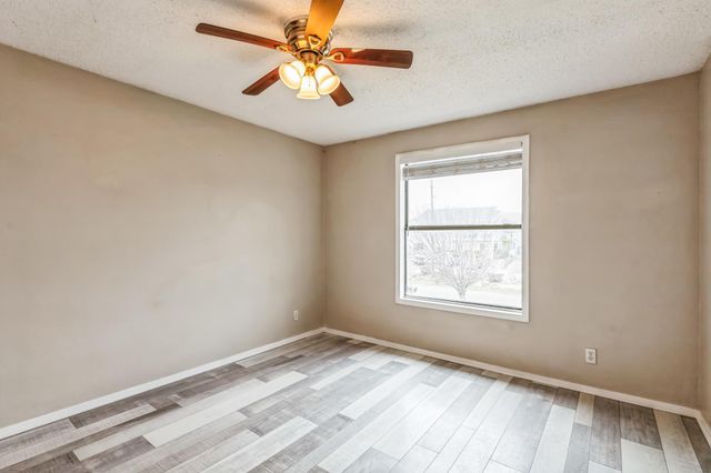 20600 Bonanza ST 4, Lago Vista, TX 78645