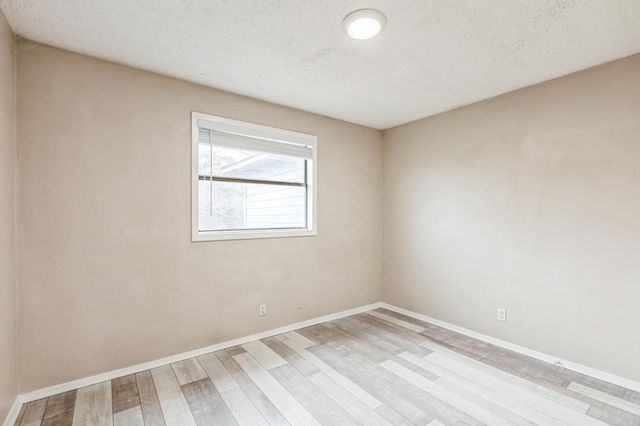 20600 Bonanza ST 4, Lago Vista, TX 78645