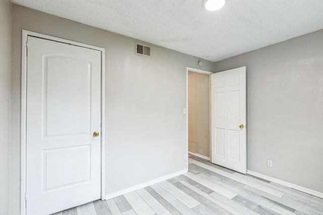 20600 Bonanza ST 4, Lago Vista, TX 78645