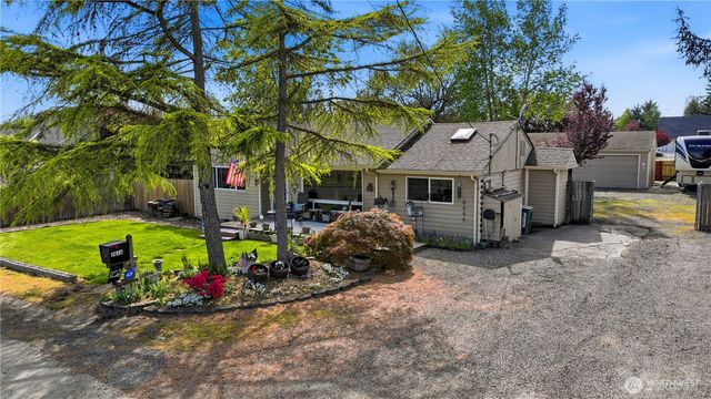 2016 E 63rd Avenue, Fife, WA 98424