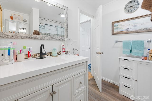 2016 E 63rd Avenue, Fife, WA 98424