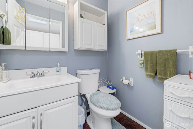 2016 E 63rd Avenue, Fife, WA 98424
