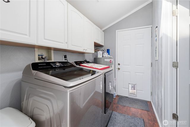 2016 E 63rd Avenue, Fife, WA 98424