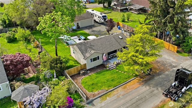 2016 E 63rd Avenue, Fife, WA 98424