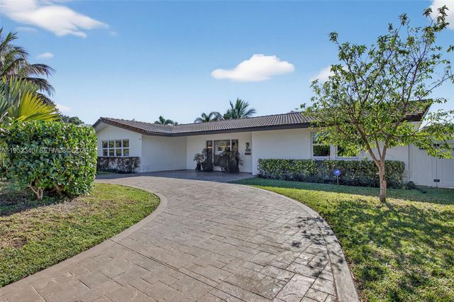 2910 NE 52nd St, Fort Lauderdale, FL 33308