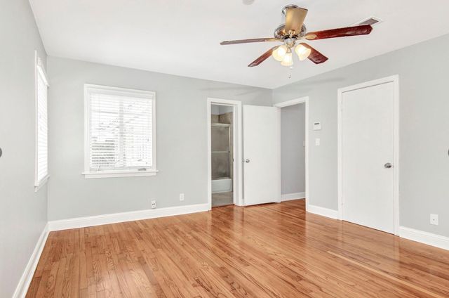 2327 Dorrington Street, Houston, TX 77030